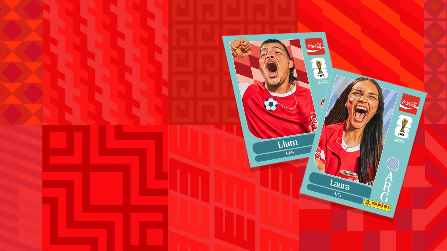 Dos hinchas en figuritas Panini.
