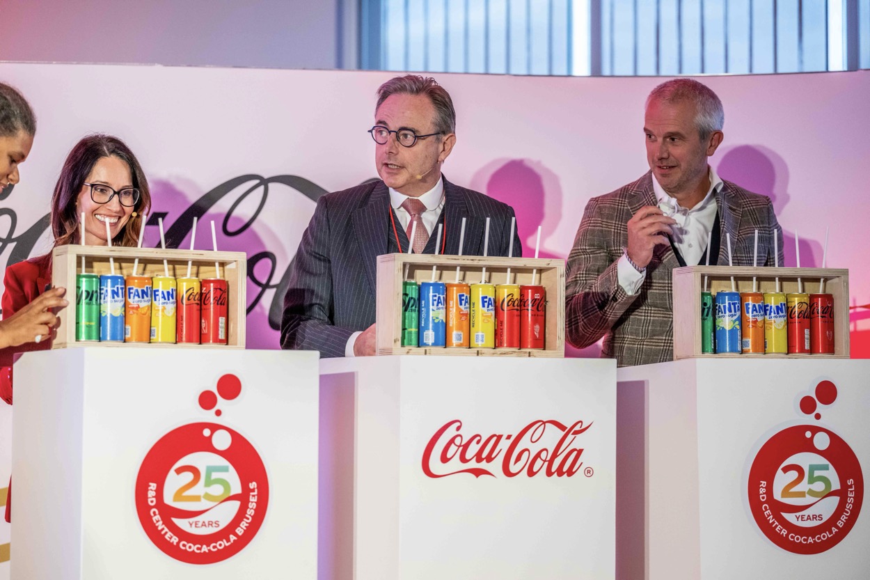 Bart De Wever bezoekt R&D Coca Cola