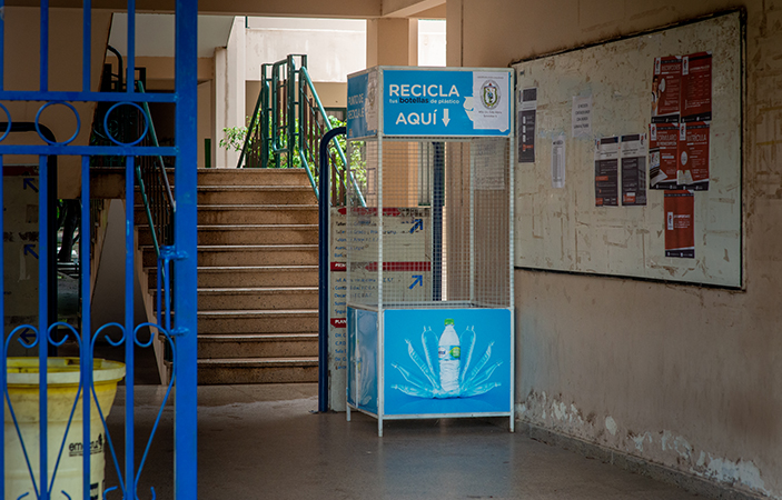 Un contenedor ubicado en un lugar estratégico