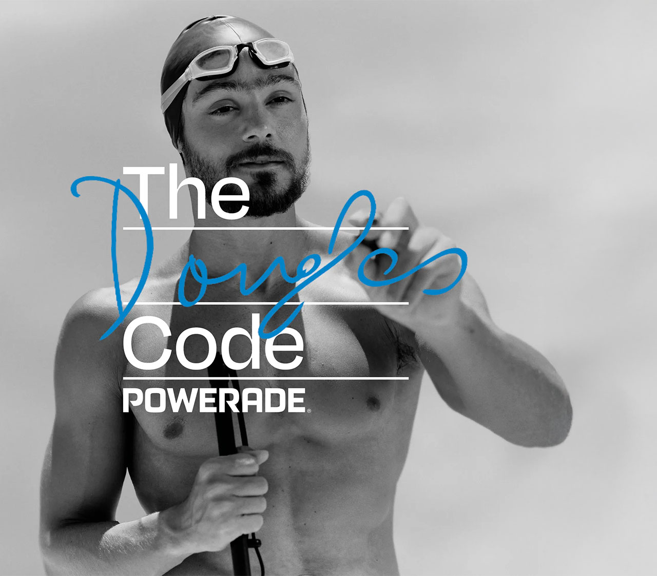 Atleta nadador fingindo fazer sinais na tela