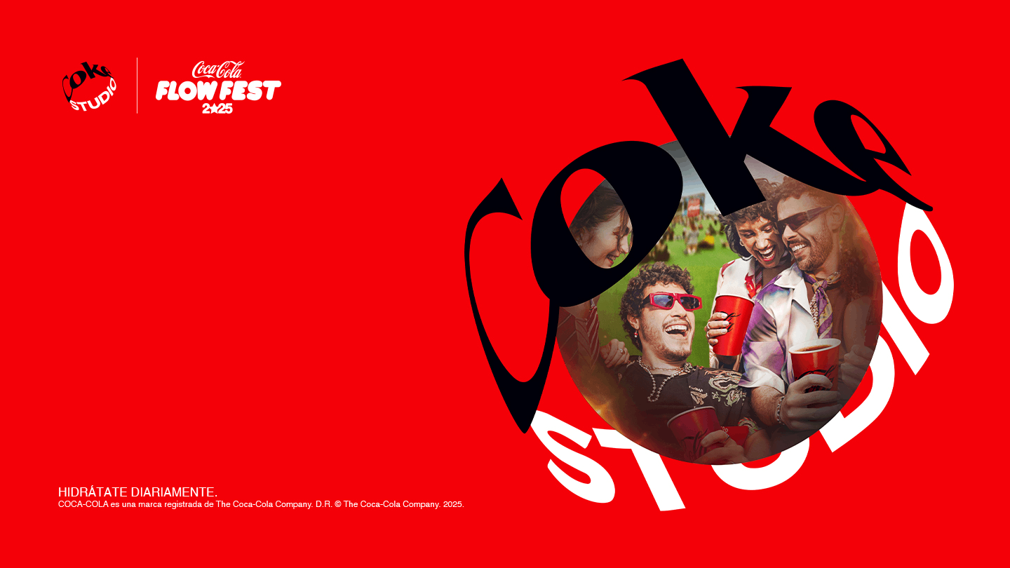 La imagen muestra a un grupo de jóvenes sonrientes y felices, sosteniendo vasos rojos, dentro de un diseño circular con el texto "Coke Studio" y "Flow Fest 2025" sobre un fondo rojo brillante.